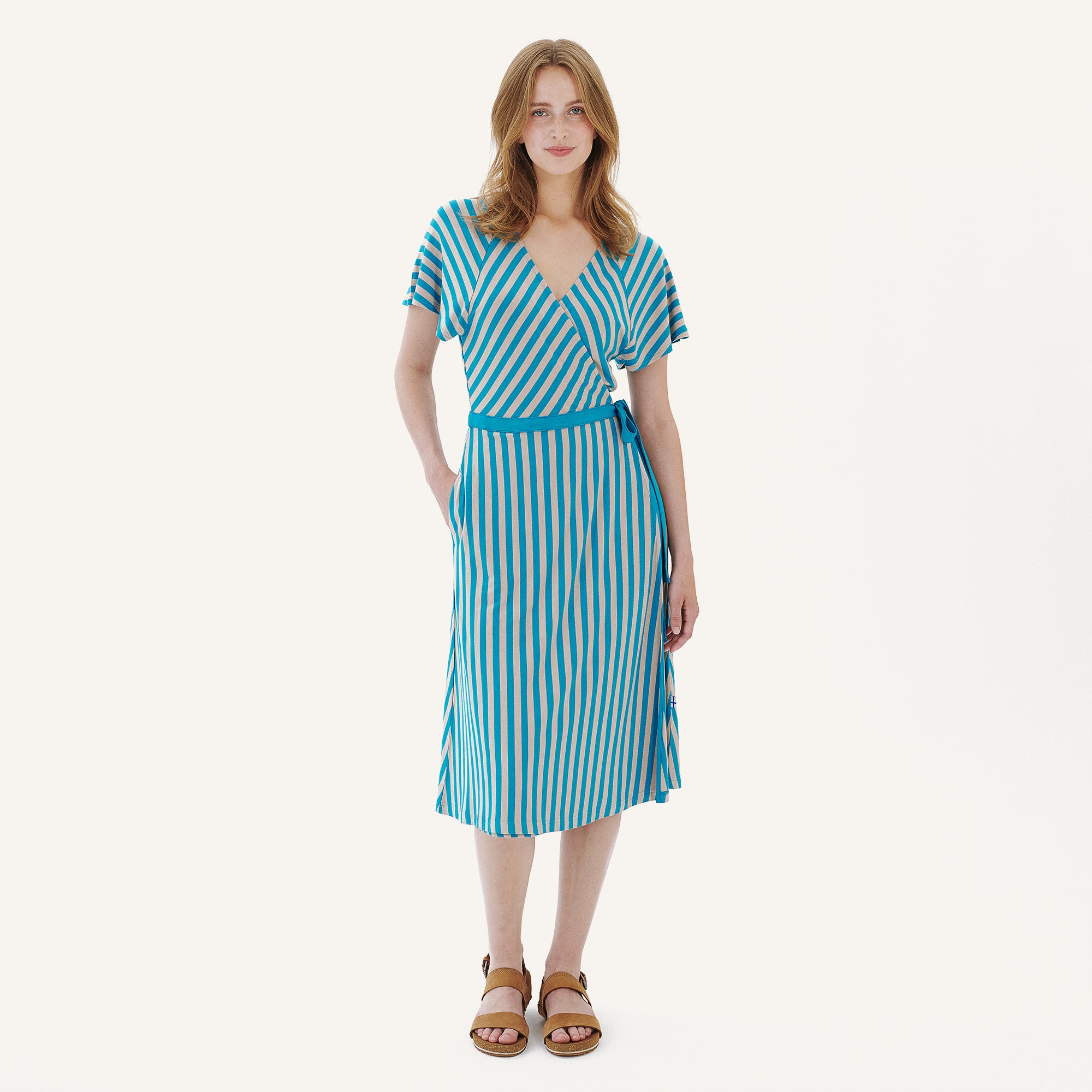 finkid-maja-wickelkleid-aus-bambus-viskose image 2