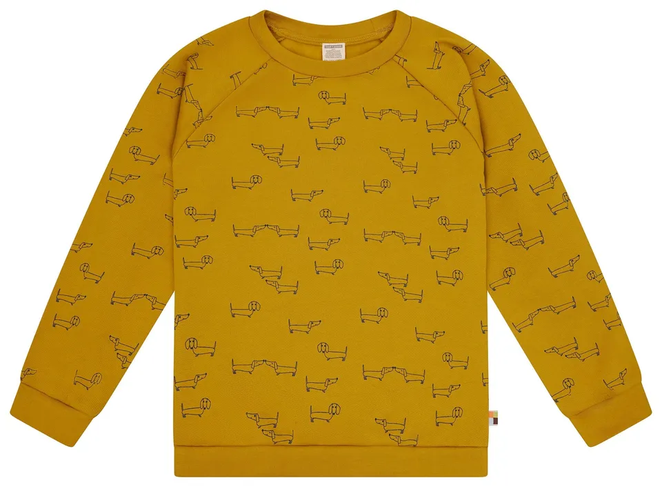 loud-proud-sweatshirt-mit-alloverdruck-dackel-aus-bio-baumwolle image 1