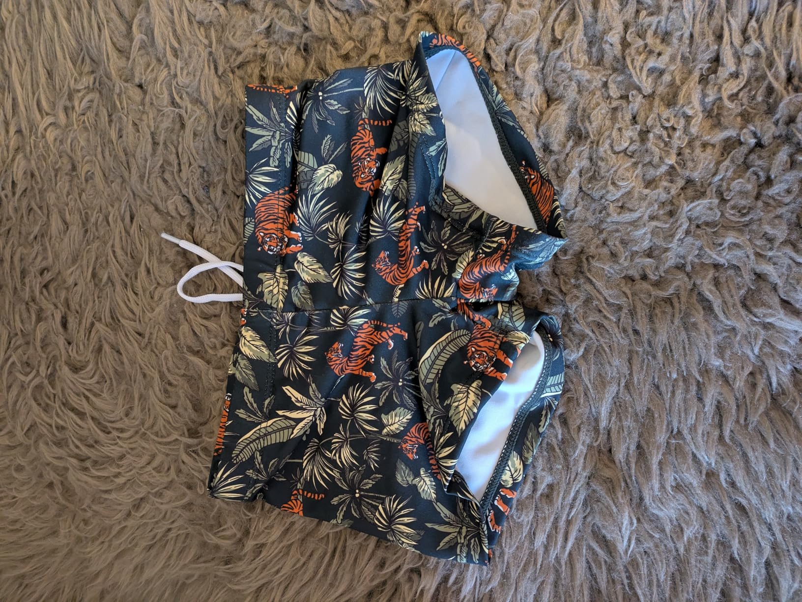 Coole Tigerhose