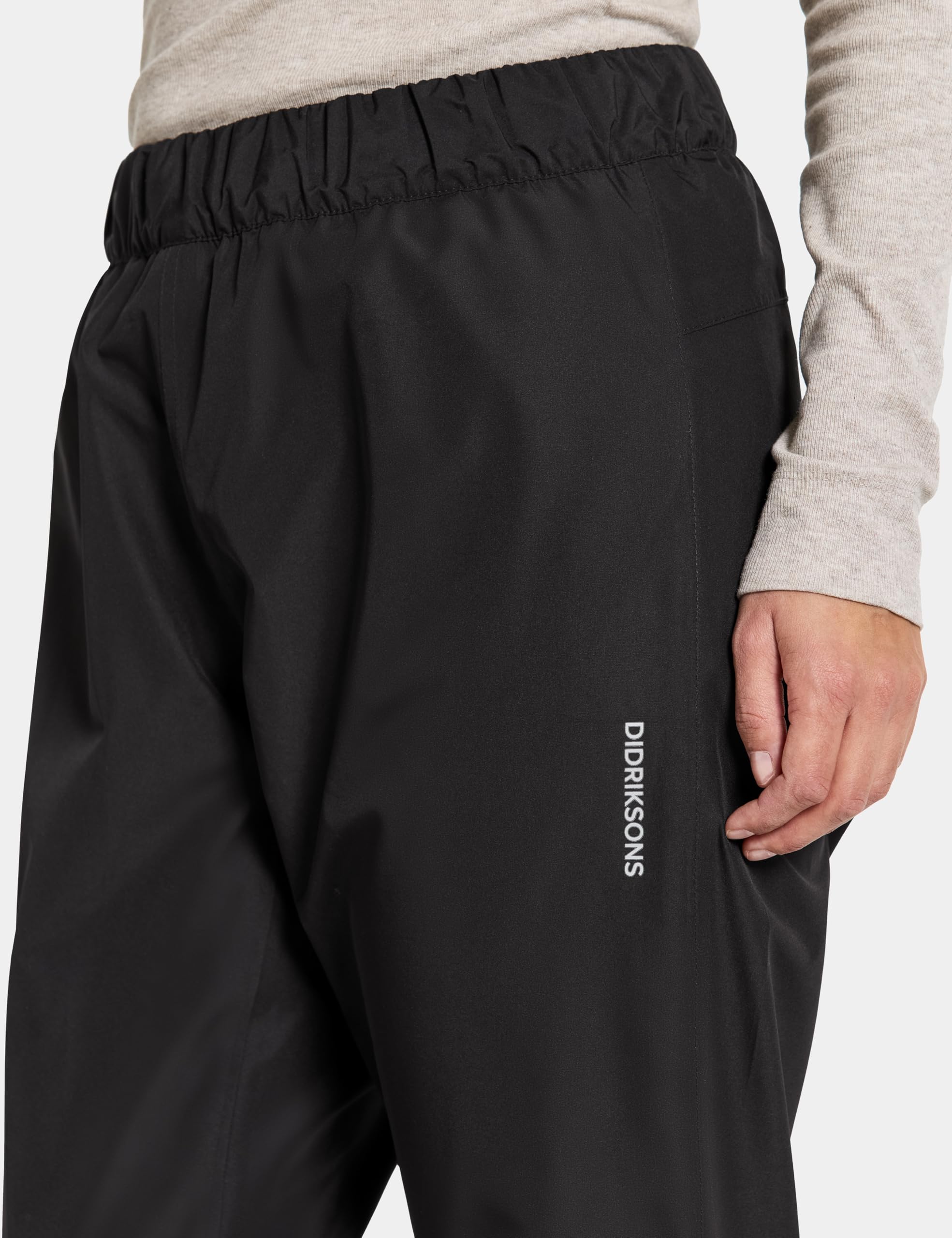 didriksons-nordic-pants-damen-regenhose-wasserdicht-schwarz image 5