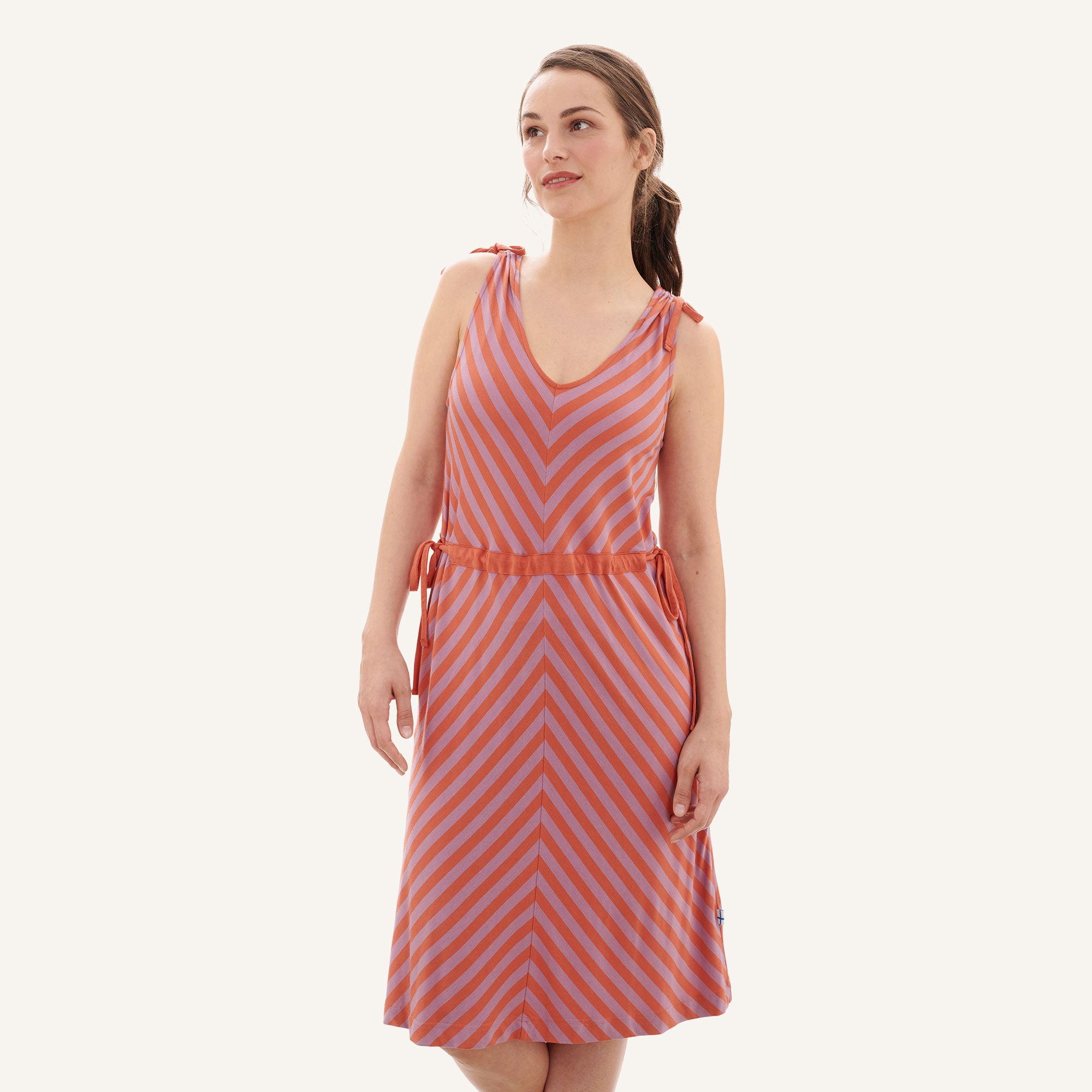 finkid-solmu-gestreiftes-sommerkleid-aus-bambusjersey-kinder image 7