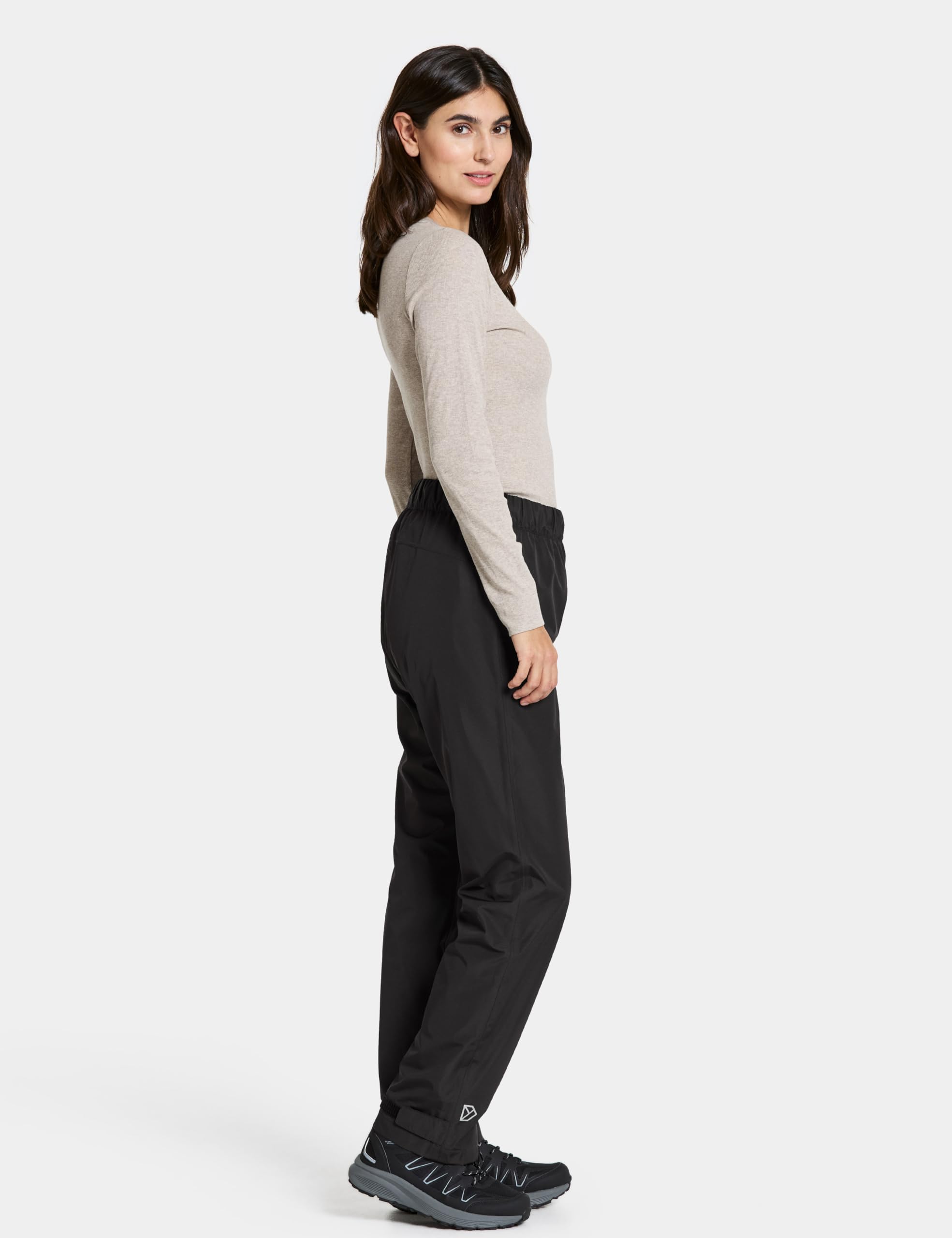 didriksons-nordic-pants-damen-regenhose-wasserdicht-schwarz image 4