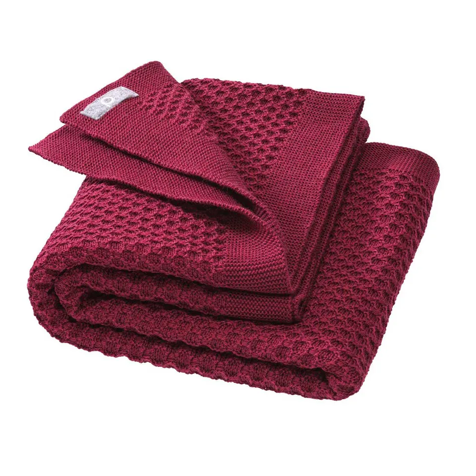 disana-waben-strickdecke-cassis-babydecke-aus-100-bio-merinowolle-gots image 1