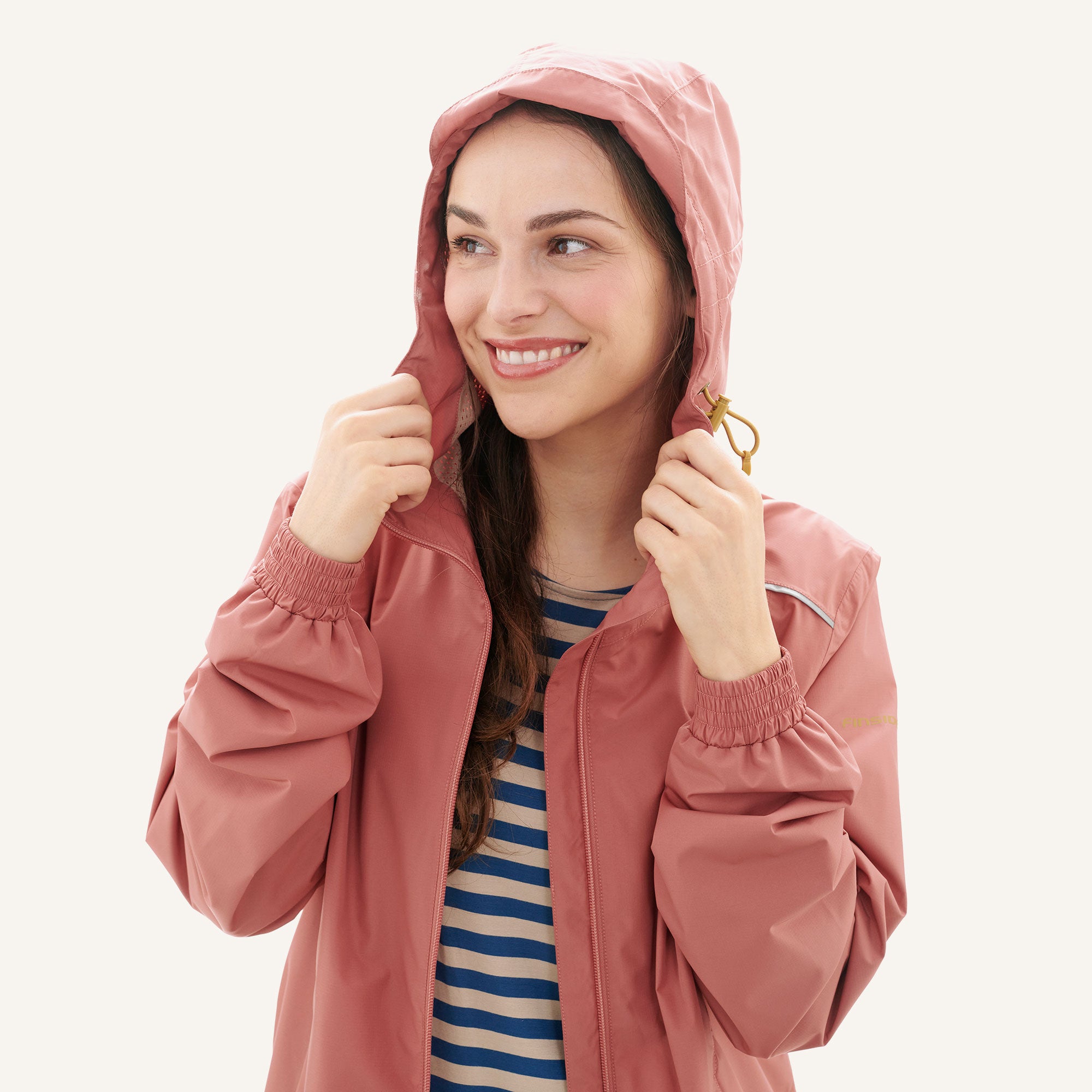 finkid-veera-air-regenjacke-f-r-damen-leicht-mit-10-000-mm-wassers-ule image 8