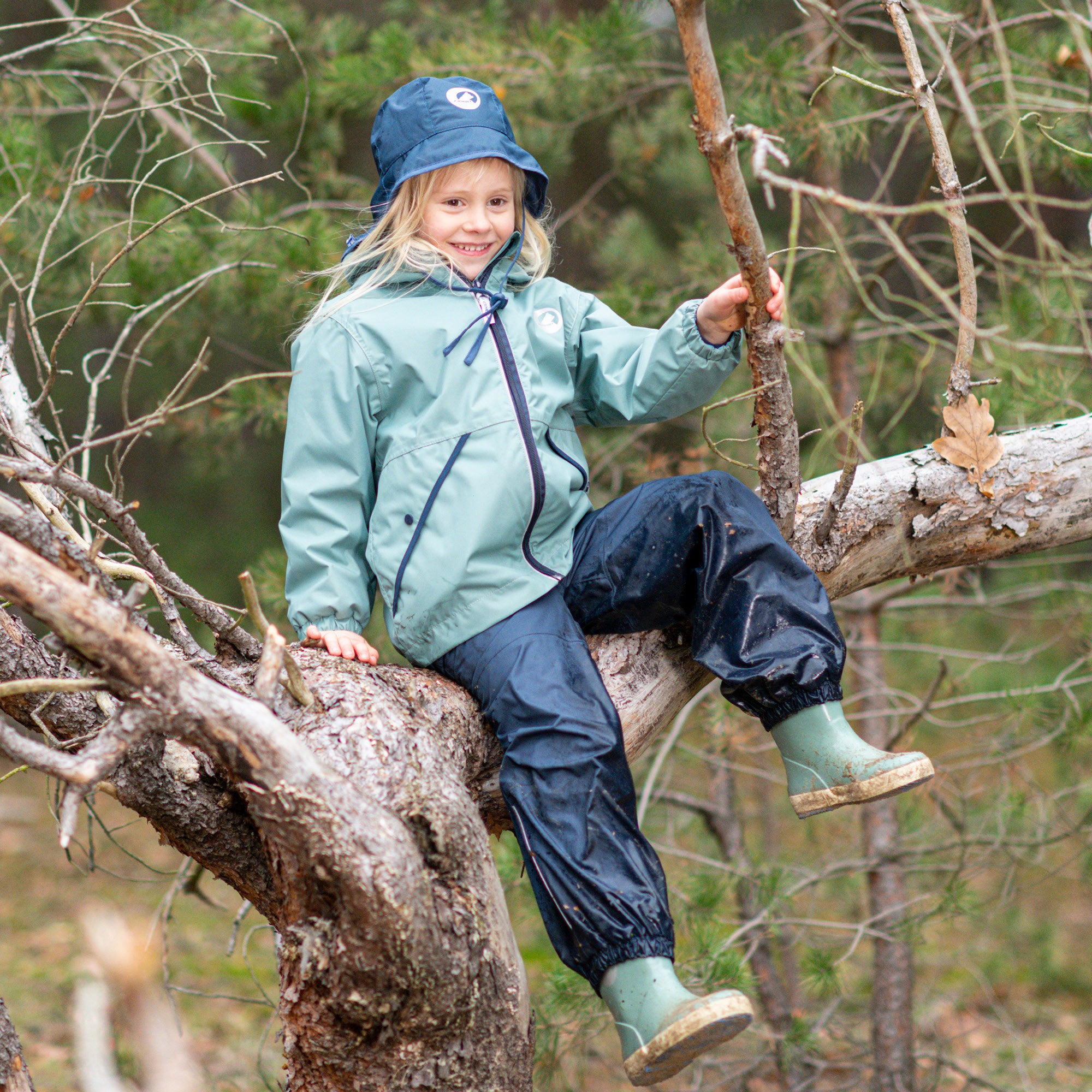 finkid-puuskiainen-regen-und-outdoorjacke-zip-in-au-enjacke image 7